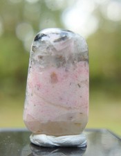 Tugtupite stone crystal for sale  Shipping to United Kingdom