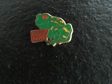 Pin badge reponse d'occasion  Charnay-lès-Mâcon