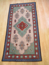Modern fireside rug. for sale  MAIDENHEAD
