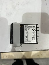 Omron e5cc 0x2dsm usato  Roma