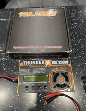 Caricabatterie thunder 10a usato  Cusano Milanino