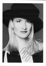 Laura dern signed for sale  PRESTON