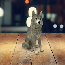 Wolf sitting figurine d'occasion  Expédié en Belgium