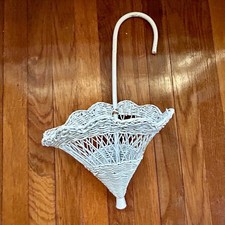 Vintage white wicker for sale  Daytona Beach