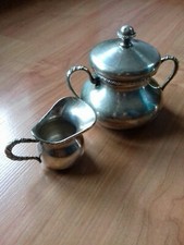 Piccola lattiera zuccheriera usato Piccola lattiera zuccheriera usato  Racconigi