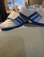 Adidas shoes kids d'occasion  Expédié en Belgium