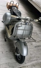 Vespa 150 modellino usato  Carrara