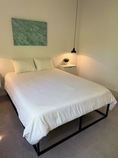 Queen full white for sale  Williamsburg