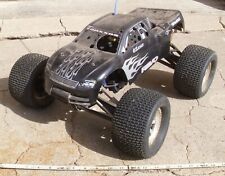 TRAXXAS CHEVROLET MONSTER TRUCK 4X4 NITRO 3.3 REVO NITRO MODELO RC EM PRETO comprar usado  Enviando para Brazil