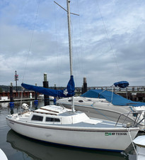 1976 catalina sailboat for sale  Oyster Bay