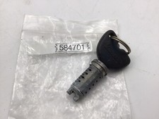 Oem vespa key d'occasion  Expédié en Belgium