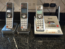Sl82318 dect 6.0 for sale  Shorewood
