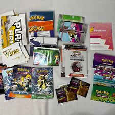Lote de pôsteres de cartas Pokemon listas de jogos tapetes livros de regras e muito mais comprar usado  Enviando para Brazil