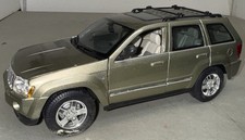 MAISTO 2005 JEEP GRAND CHEROKEE LIMITED 4X4 HEMI EDIÇÃO ESPECIAL 1/18 Ouro comprar usado  Enviando para Brazil