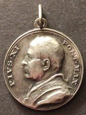 Antica medaglia papa usato  Roma