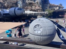 Disneyworld star wars for sale  CHINNOR