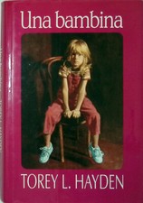 Una bambina hayden usato  Italia