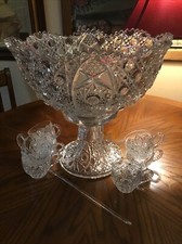 16 glasses punch bowl for sale 16 glasses punch bowl for sale Lehigh Acres