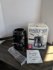 Conjunto de fondue Roshco porcelana preta esmalte em panela de aço caixa aberta NOVO modelo 58901 comprar usado Conjunto de fondue Roshco porcelana preta esmalte em panela de aço caixa aberta NOVO modelo 58901 comprar usado  Enviando para Brazil