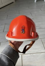 Casque pompier plastique d'occasion  Guerville