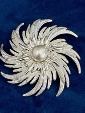Vintage brooch sarah for sale  CHELMSFORD