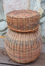 Vntg round woven for sale  Harbor Springs