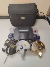 Console N64 com 3 controles, 4 pacotes Rumble e bolsa de transporte comprar usado  Enviando para Brazil
