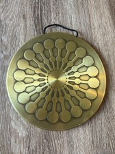Bandeja de parede redonda vintage Alemanha Ocidental cor bronze 9” placa estrela explosão, usado comprar usado Bandeja de parede redonda vintage Alemanha Ocidental cor bronze 9” placa estrela explosão, usado comprar usado  Enviando para Brazil