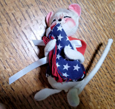 7" ANNALEE PATRIOTIC GIRL MOUSE com BANDEIRA DOS EUA comprar usado  Enviando para Brazil