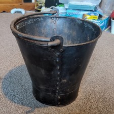 Balde galvanizado e balde de metal rebitado muito antigo  comprar usado  Enviando para Brazil