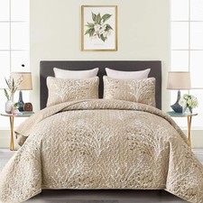 Djy beige quilt for sale  Plainwell