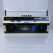Sharp QT-242 Vintage Boombox Rádio FM AM Portátil Cassete - FUNCIONANDO, usado comprar usado Sharp QT-242 Vintage Boombox Rádio FM AM Portátil Cassete - FUNCIONANDO, usado comprar usado  Enviando para Brazil