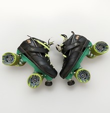 Patins Rock GT-50 tamanho 7 homens 8 mulheres aderência segura preto/verde comprar usado Patins Rock GT-50 tamanho 7 homens 8 mulheres aderência segura preto/verde comprar usado  Enviando para Brazil