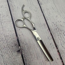Tesoura de barbeiro Olivia Garden SilkCut T635 aço inoxidável comprar usado  Enviando para Brazil