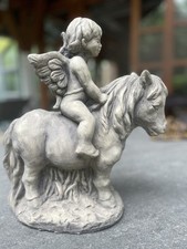Steinskulptur engel pferd gebraucht kaufen  Pfullingen