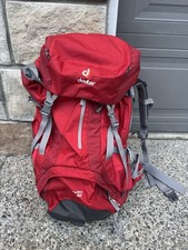 Mochila de caminhada Deuter Futura 32 com capa de chuva comprar usado Mochila de caminhada Deuter Futura 32 com capa de chuva comprar usado  Enviando para Brazil