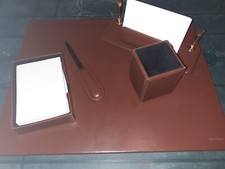 Set scrivania pelle usato  Italia