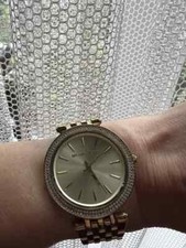 Elegante Relógio Feminino Michael Kors Dourado - Design Elegante de Pulseira comprar usado  Enviando para Brazil