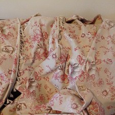 Floral curtains fabric for sale  FAKENHAM