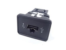 Prise usb lancia d'occasion  Saint-Lizier