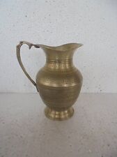Jarro de água/suco vintage gravado artesanal de latão maciço de boa qualidade comprar usado  Enviando para Brazil