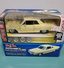 Maisto die cast for sale  Ocean Shores