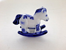 Usado, Cavalo de balanço de porcelana azul em miniatura Delft pintado à mão comprar usado  Enviando para Brazil