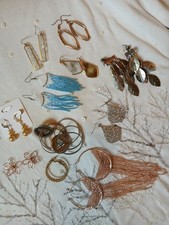 beautiful pair earings for sale beautiful pair earings for sale Fort Oglethorpe