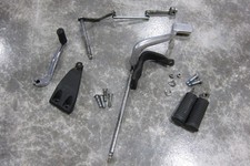 Suportes para pés 1991-2017 OEM Harley Davidson Dyna preto controles médios comprar usado Suportes para pés 1991-2017 OEM Harley Davidson Dyna preto controles médios comprar usado  Enviando para Brazil