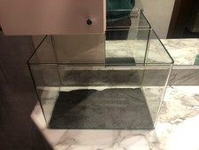 Acquario completo 40x28x24 usato  Italia