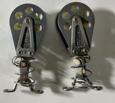 Raro par de blocos de deck giratório Schaefer Stand Up em um olho de almofada 48 mm. comprar usado Raro par de blocos de deck giratório Schaefer Stand Up em um olho de almofada 48 mm. comprar usado  Enviando para Brazil