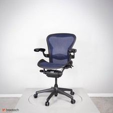 Fotel biurowy Herman Miller Aeron Classic B Niebieska Siatka na sprzedaż  PL