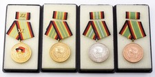 Satz medaille treue gebraucht kaufen  Dresden
