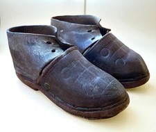 Anciennes paire chaussures d'occasion  Moissac